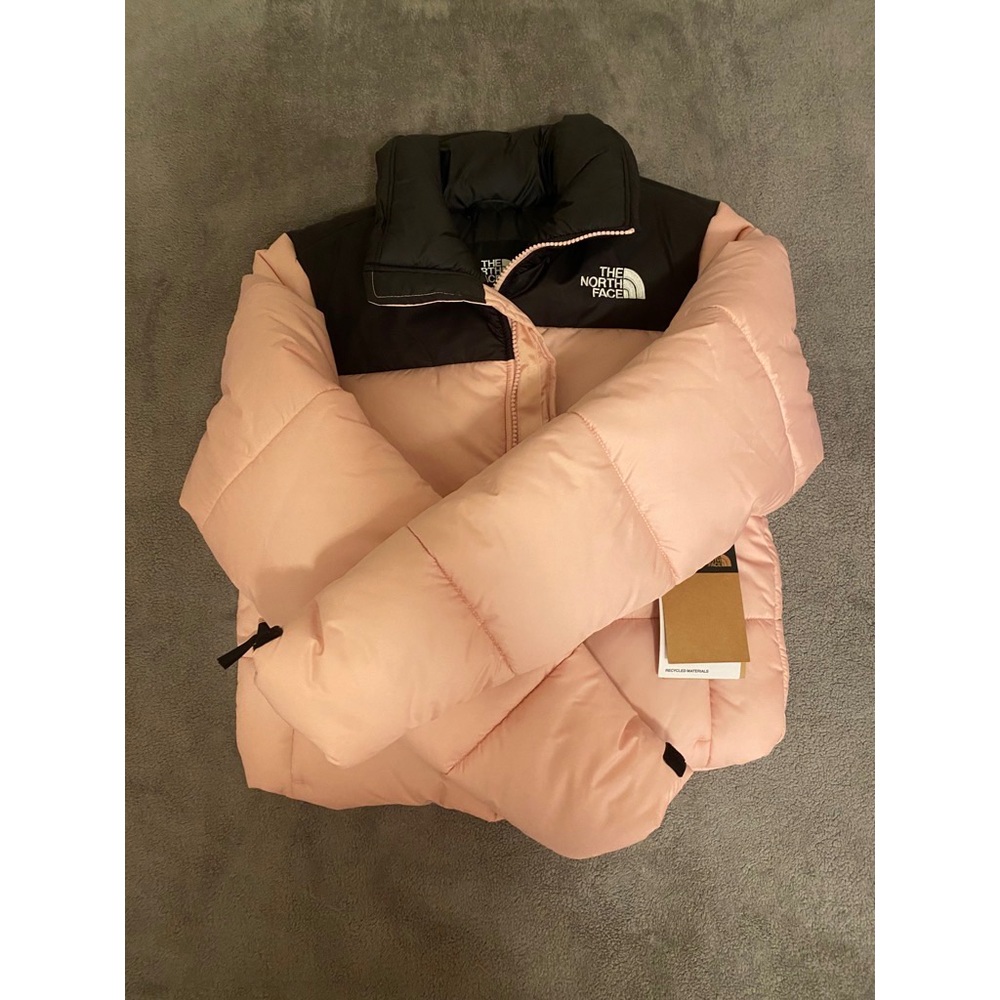 The North Face Saikuru cropped jacket in pink 1996 Retro Neptse